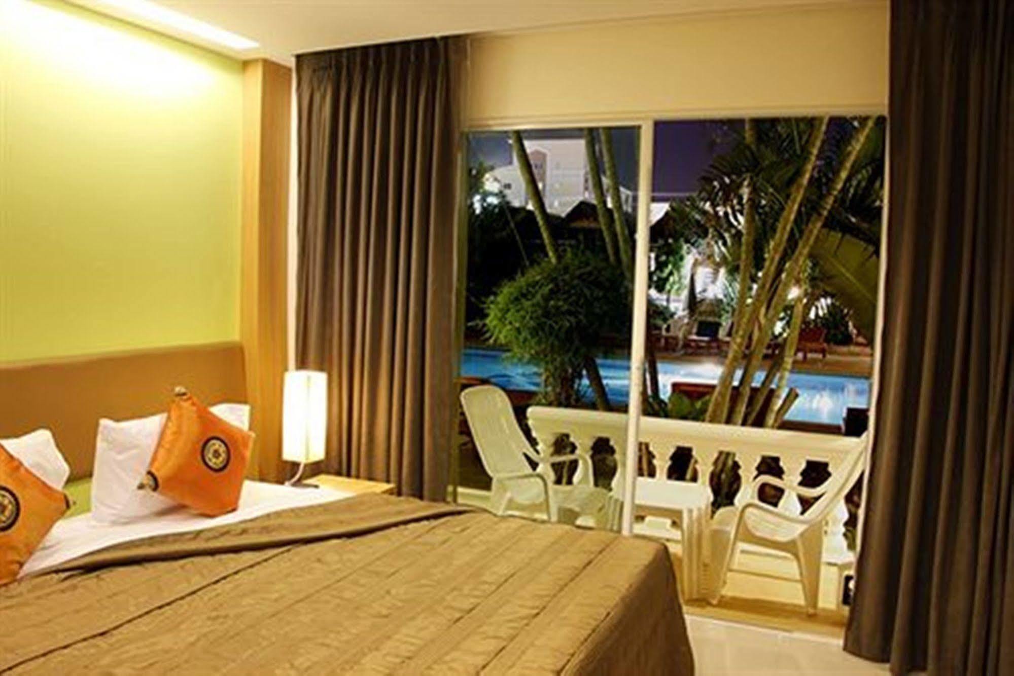 Windmill Resort Hotel Pattaya Eksteriør billede