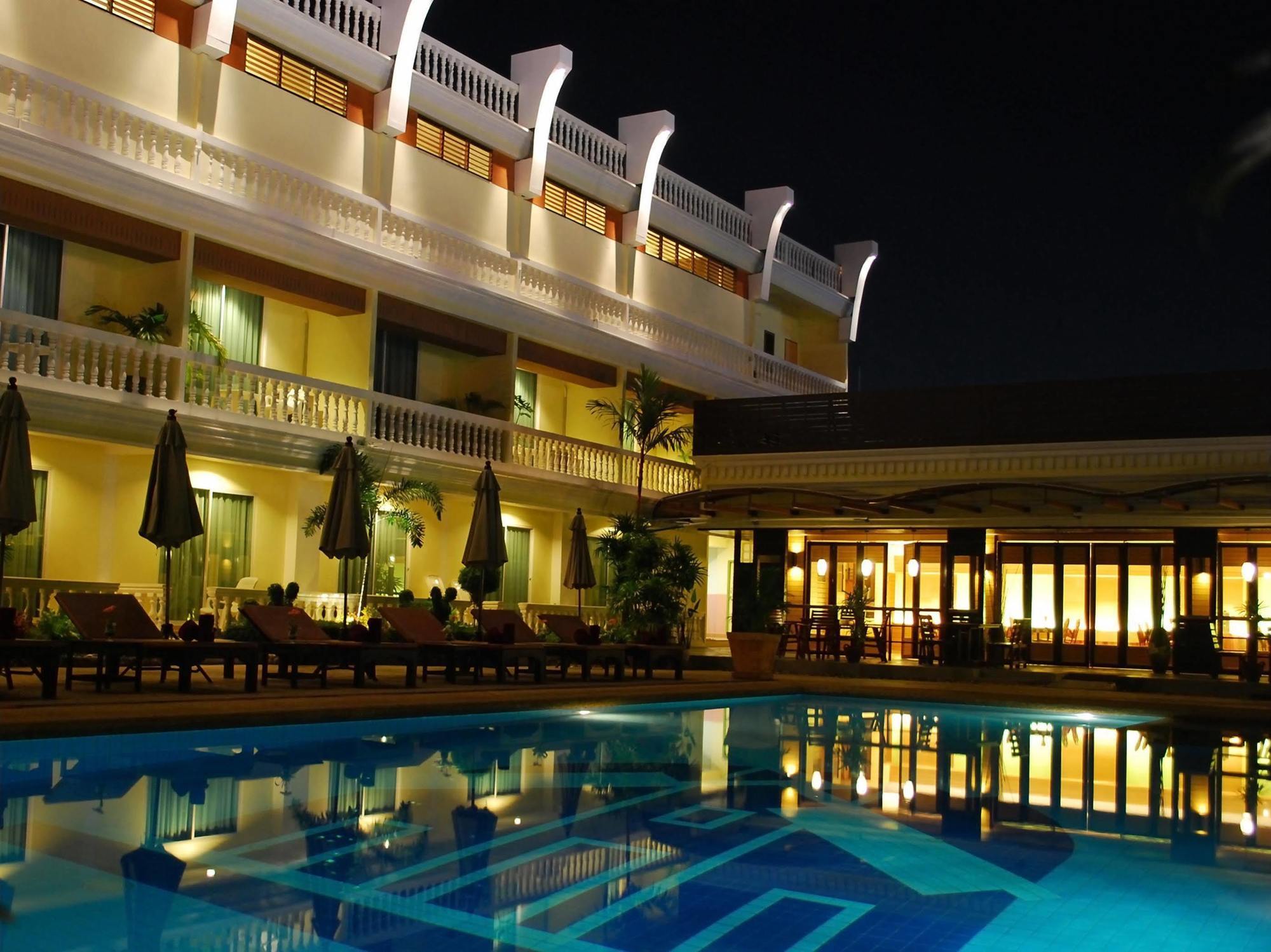Windmill Resort Hotel Pattaya Eksteriør billede