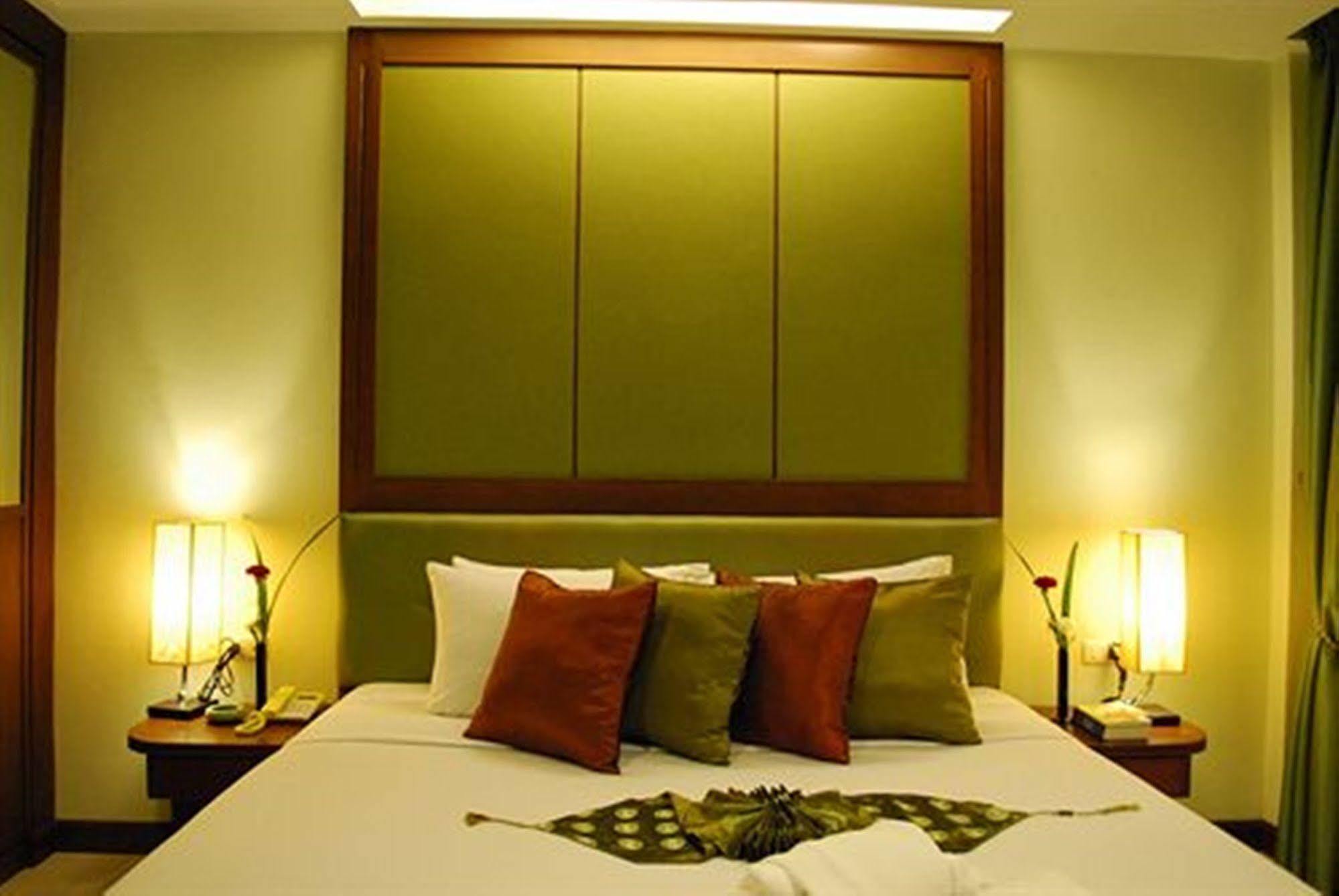 Windmill Resort Hotel Pattaya Eksteriør billede